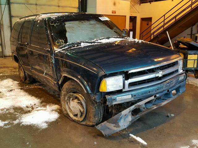 1GNDT13W2T2269597 - 1996 CHEVROLET BLAZER GREEN photo 1