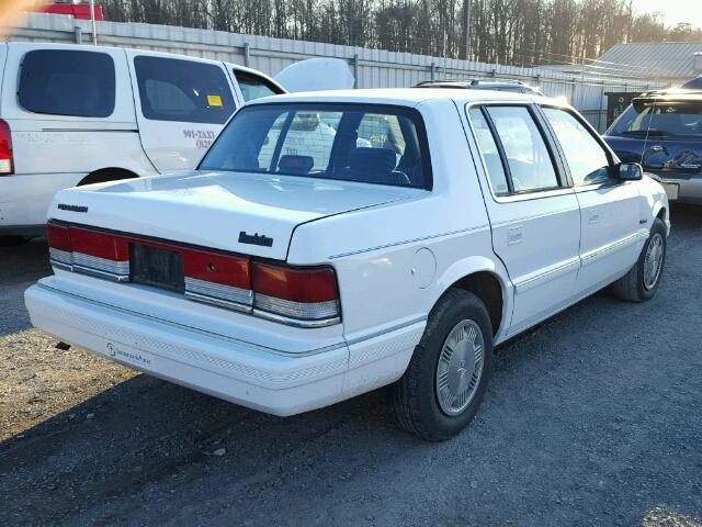 1P3XA4638PF511712 - 1993 PLYMOUTH ACCLAIM WHITE photo 4