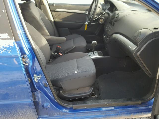 KL1TD5DEXAB094437 - 2010 CHEVROLET AVEO LS BLUE photo 5
