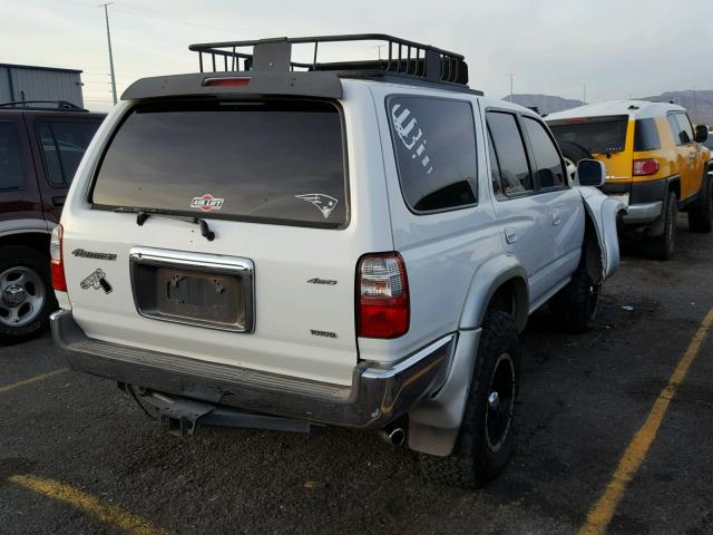 JT3HN86R929061522 - 2002 TOYOTA 4RUNNER SR WHITE photo 4