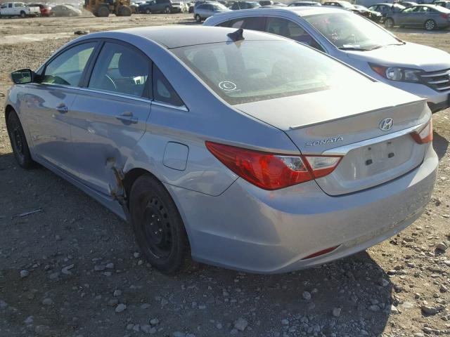 5NPEB4AC6BH195625 - 2011 HYUNDAI SONATA GLS SILVER photo 3