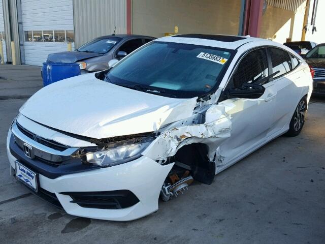 19XFC2F72HE076677 - 2017 HONDA CIVIC EX თეთრი ფოტო 2