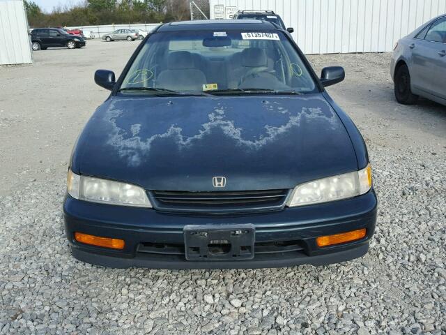 1HGCD5551RA104203 - 1994 HONDA ACCORD EX GREEN photo 9