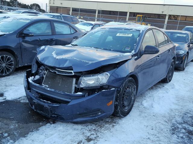 1G1PA5SHXD7167712 - 2013 CHEVROLET CRUZE LS GRAY photo 2