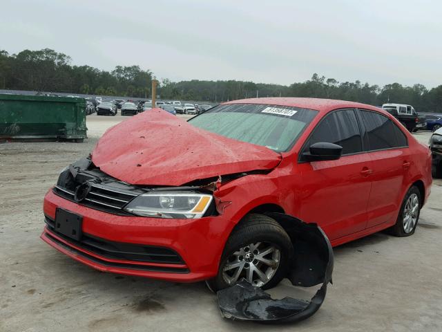 3VWD17AJ7FM353210 - 2015 VOLKSWAGEN JETTA SE RED photo 2