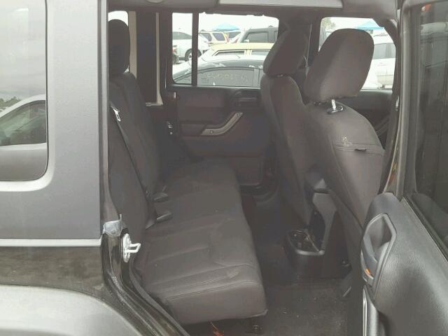 1C4HJWDGXFL670849 - 2015 JEEP WRANGLER U BLACK photo 6