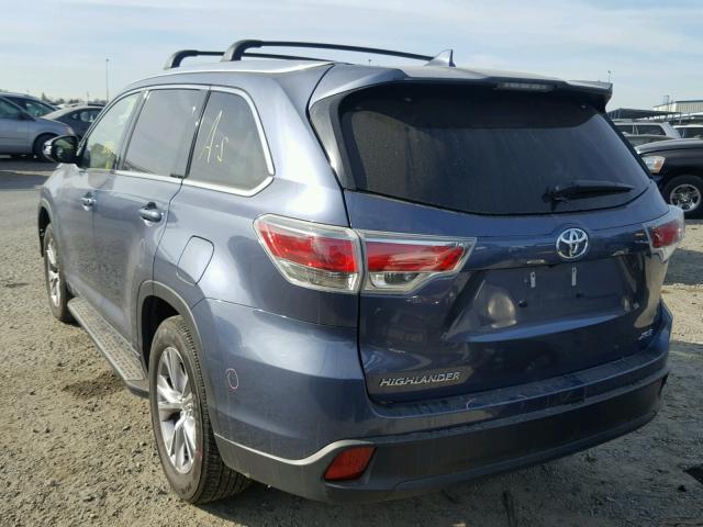 5TDKKRFH5FS050998 - 2015 TOYOTA HIGHLANDER BLUE photo 3