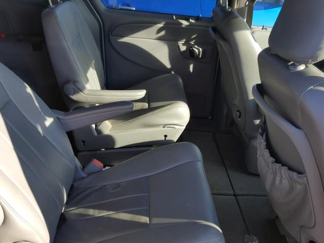 2A4GP54L26R818429 - 2006 CHRYSLER TOWN & COU Mavi foto 6