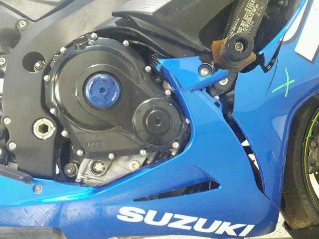 JS1GR7MA8F2101326 - 2015 SUZUKI GSX-R750 BLUE photo 12