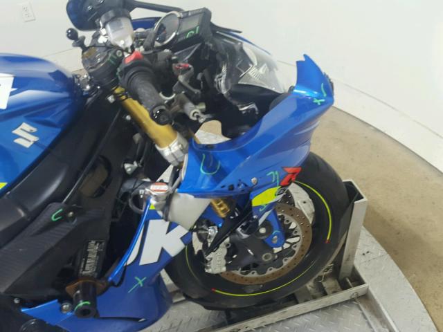 JS1GR7MA8F2101326 - 2015 SUZUKI GSX-R750 BLUE photo 15