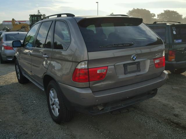 5UXFA13545LY23491 - 2005 BMW X5 3.0I BROWN photo 3