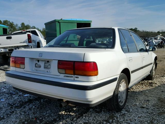 1HGCB7673PA064592 - 1993 HONDA ACCORD EX WHITE photo 4