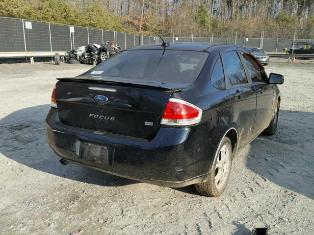 1FAHP35N78W127184 - 2008 FORD FOCUS SE BLACK photo 4