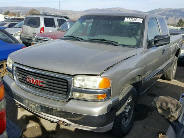 1GTFC29TXYE427159 - 2000 GMC NEW SIERRA BEIGE photo 2