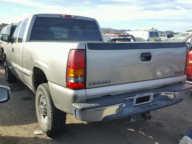 1GTFC29TXYE427159 - 2000 GMC NEW SIERRA BEIGE photo 3