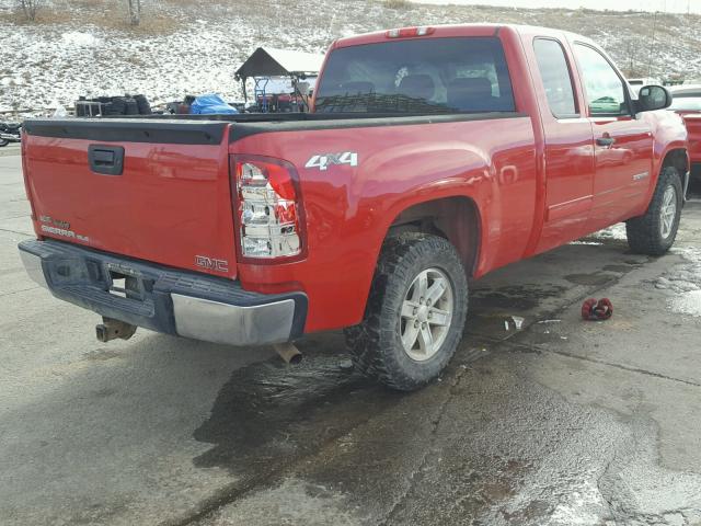 1GTR2VE35BZ412141 - 2011 GMC SIERRA K15 RED photo 4