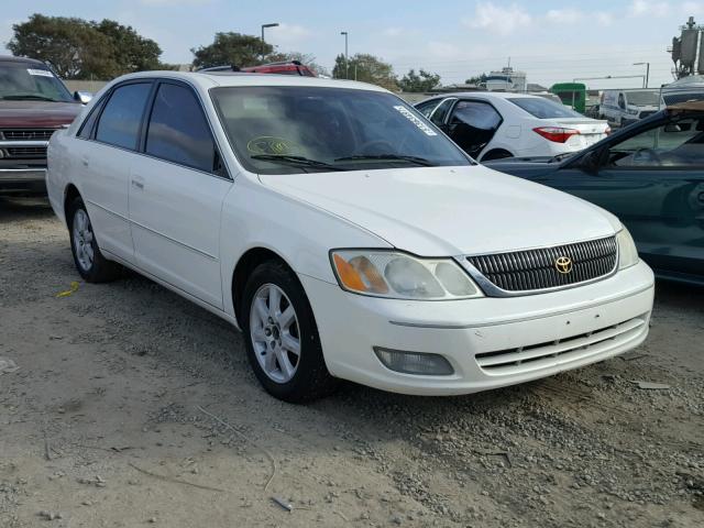 4T1BF28B22U262229 - 2002 TOYOTA AVALON XL WHITE photo 1