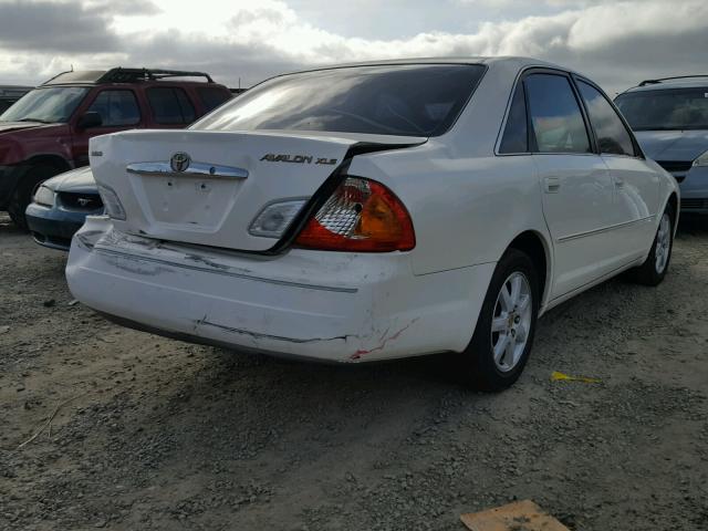 4T1BF28B22U262229 - 2002 TOYOTA AVALON XL WHITE photo 4