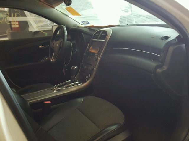 1G11G5SX2DF225720 - 2013 CHEVROLET MALIBU 3LT თეთრი ფოტო 5