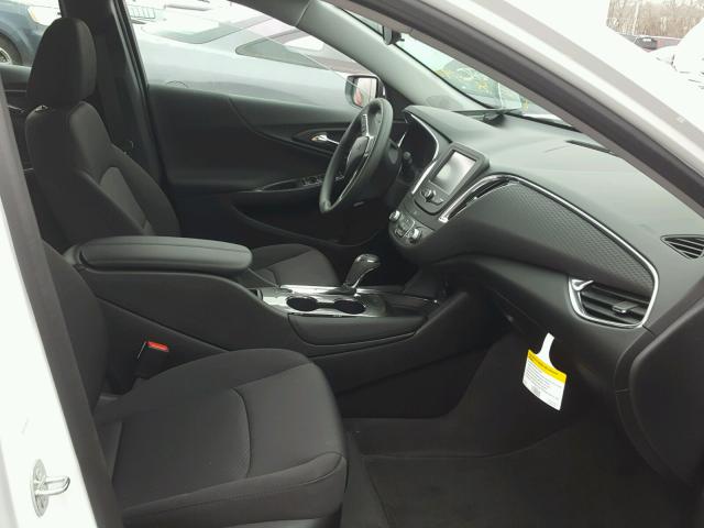 1G1ZD5ST3JF158596 - 2018 CHEVROLET MALIBU LT WHITE photo 5