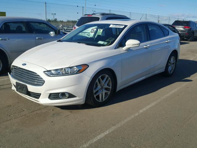 3FA6P0HD6GR309954 - 2016 FORD FUSION SE WHITE photo 2