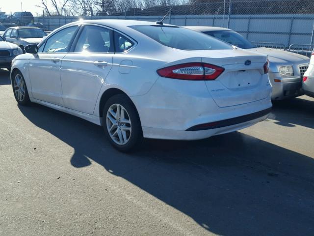 3FA6P0HD6GR309954 - 2016 FORD FUSION SE WHITE photo 3