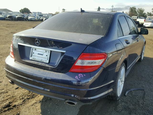 WDDGF54X18F055783 - 2008 MERCEDES-BENZ C 300 BLUE photo 4