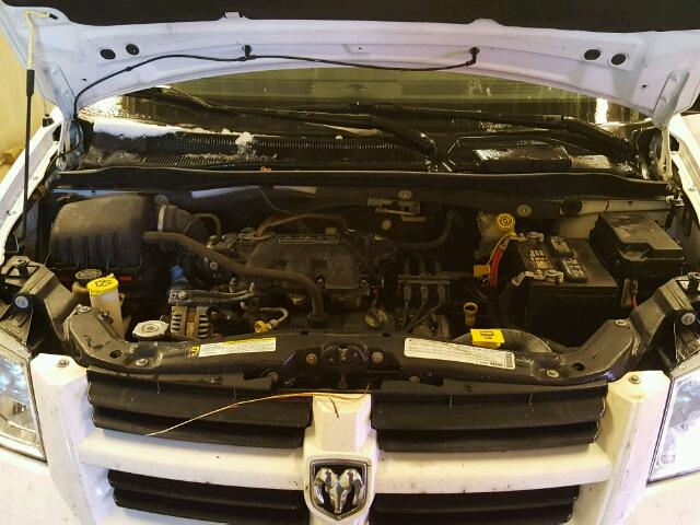 2D4RN4DE5AR307714 - 2010 DODGE GRAND CARA WHITE photo 7