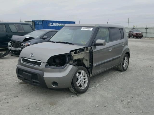 KNDJT2A27A7120572 - 2010 KIA SOUL + GRAY photo 2