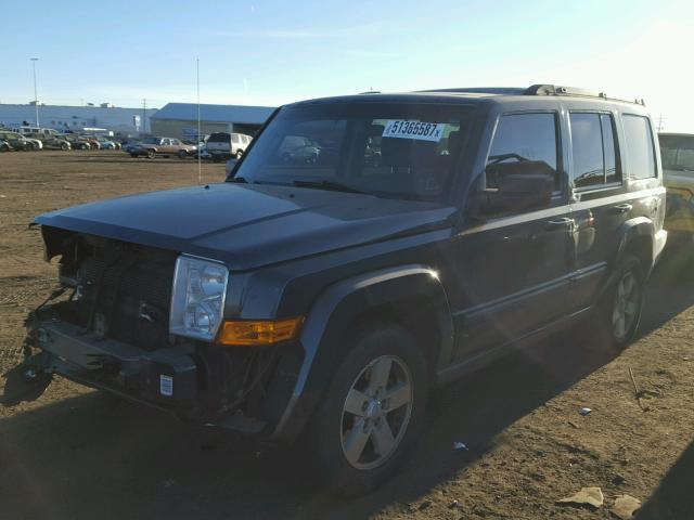 1J8HG48K47C690722 - 2007 JEEP COMMANDER GRAY photo 2