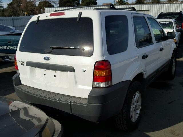 1FMYU93136KC23884 - 2006 FORD ESCAPE XLT WHITE photo 4