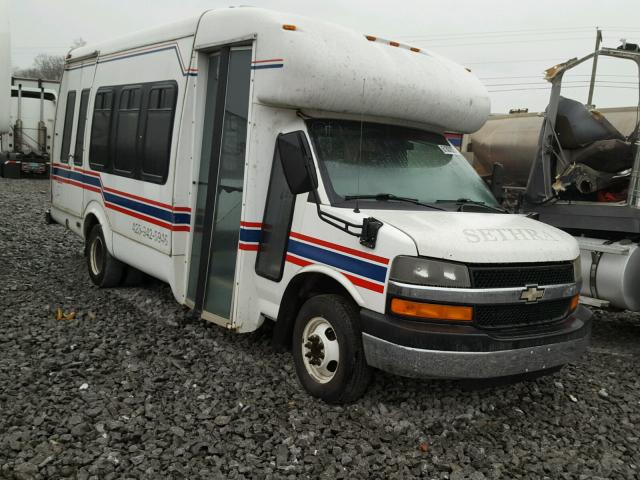 1GBJG31U651194929 - 2005 CHEVROLET EXPRESS G3 WHITE photo 1