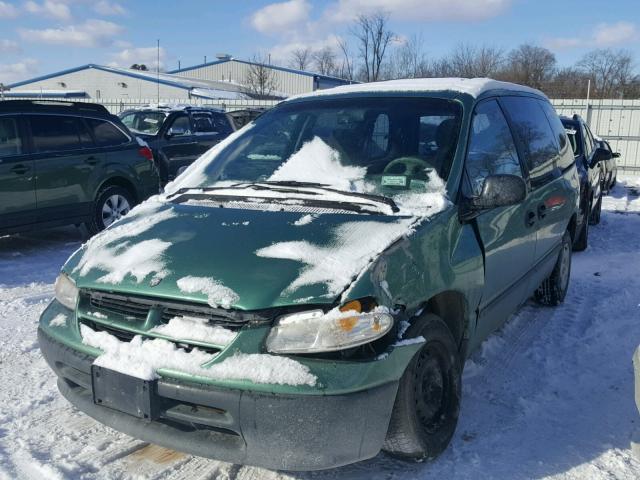 2B4GP25R8WR718467 - 1998 DODGE CARAVAN GREEN photo 2