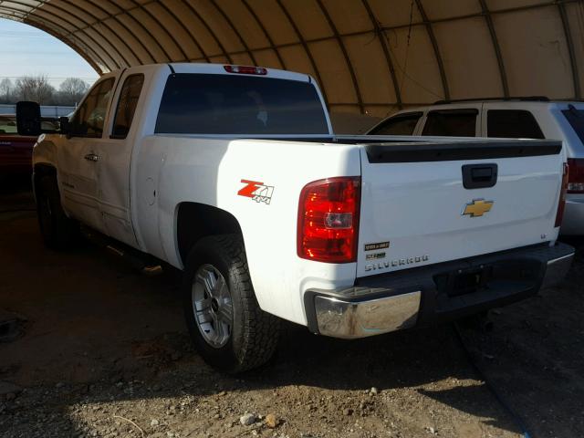 1GCRKSE36BZ114017 - 2011 CHEVROLET SILVERADO WHITE photo 3