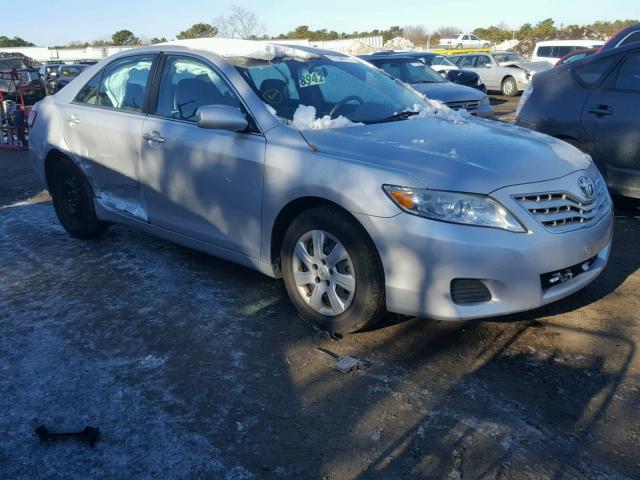 4T1BF3EK2AU068373 - 2010 TOYOTA CAMRY BASE SILVER photo 1