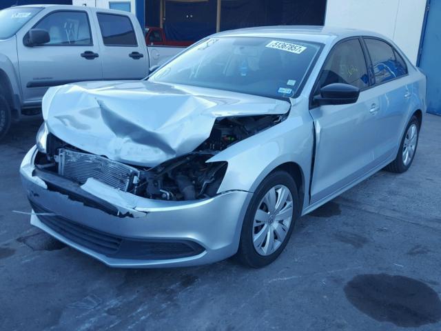 3VW2K7AJ0EM361555 - 2014 VOLKSWAGEN JETTA BASE SILVER photo 2