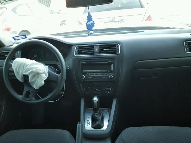 3VW2K7AJ0EM361555 - 2014 VOLKSWAGEN JETTA BASE 银色 照片 9