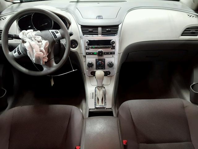 1G1ZB5E00CF111715 - 2012 CHEVROLET MALIBU LS ნაცრისფერი ფოტო 9