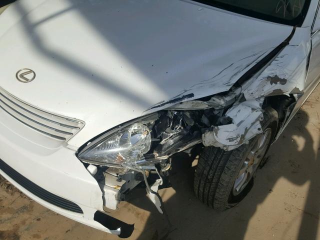 JTHBA30G745015817 - 2004 LEXUS ES 330 WHITE photo 9