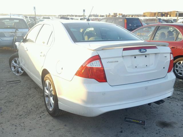 3FAHP0HA3CR206208 - 2012 FORD FUSION SE WHITE photo 3