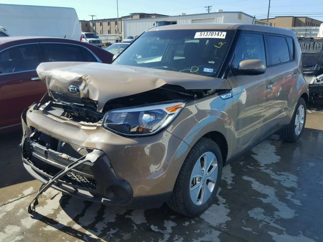 KNDJN2A23G7243840 - 2016 KIA SOUL TAN photo 2