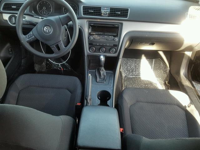 1VWAP7A38DC121894 - 2013 VOLKSWAGEN PASSAT S Սև լուսանկար 9
