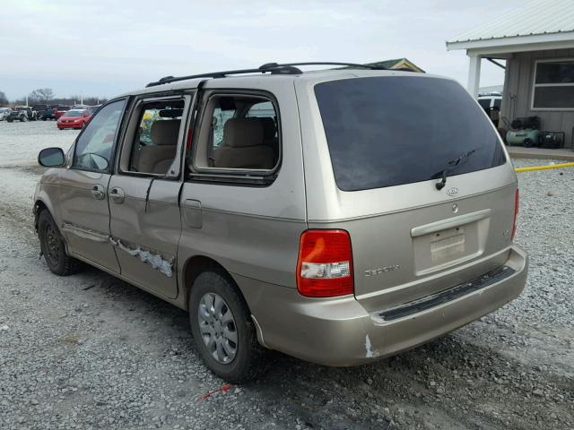 KNDUP132856764747 - 2005 KIA SEDONA EX TAN photo 3