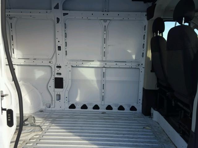 3C6TRVBG3JE114004 - 2018 RAM PROMASTER WHITE photo 6