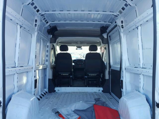 3C6TRVBG3JE114004 - 2018 RAM PROMASTER WHITE photo 9