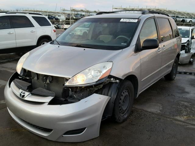 5TDZK23CX9S274125 - 2009 TOYOTA SIENNA CE SILVER photo 2