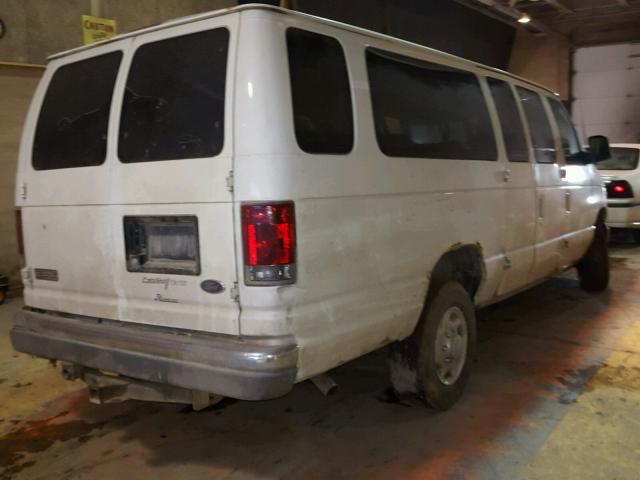 1FBSS31S23HA46766 - 2003 FORD ECONOLINE WHITE photo 4