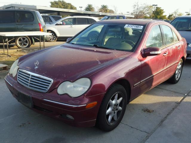 WDBRF61J32E008968 - 2002 MERCEDES-BENZ C 240 RED photo 2