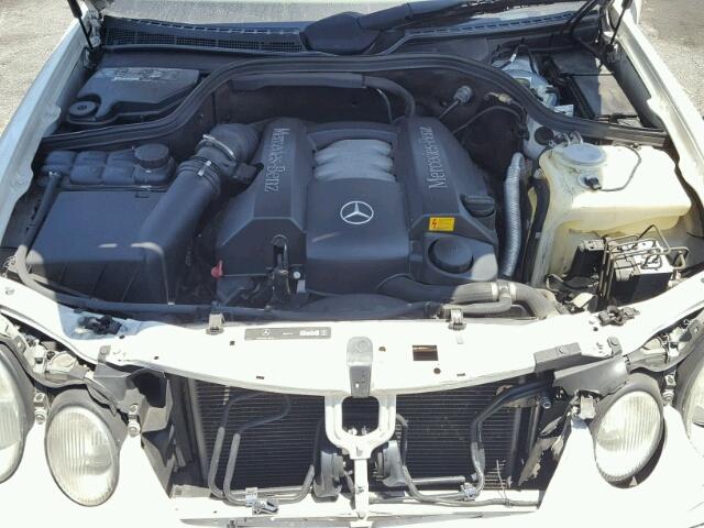 WDBLK65G53T142538 - 2003 MERCEDES-BENZ CLK 320 WHITE photo 7