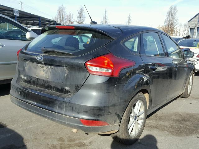 1FADP3K26FL288701 - 2015 FORD FOCUS SE BLACK photo 4